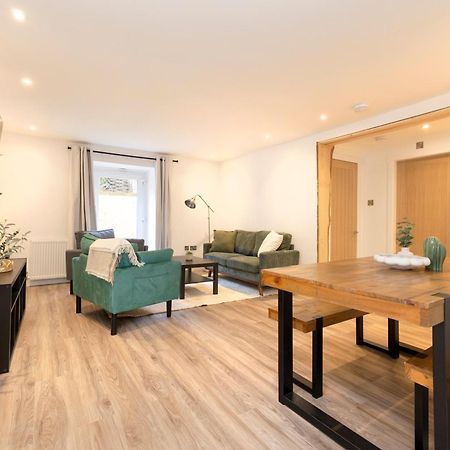 Joivy 3Br Flat In Haymarket With Free Parking EDI Exteriér fotografie